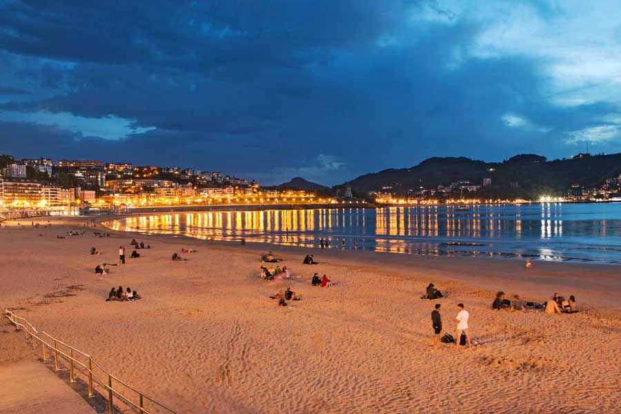Die Perle des Baskenlands – San Sebastián entdecken La Concha Strand