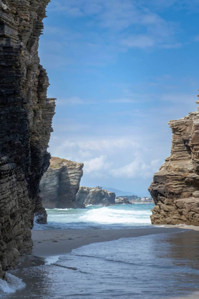 Strand Las Catedrales: Magisches Naturwunder Strand Las Catedrales